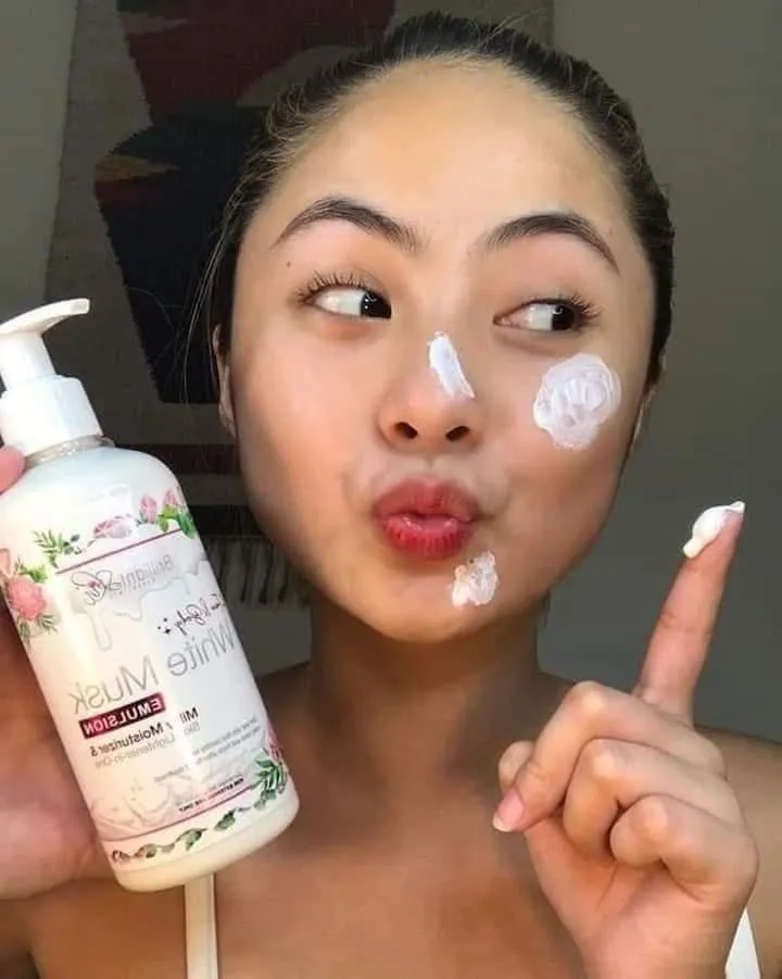 Brilliant Skin White Musk Emulsion Face and Body Lotion