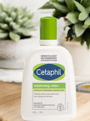 Cetaphil Moisturising Lotion, 250ML