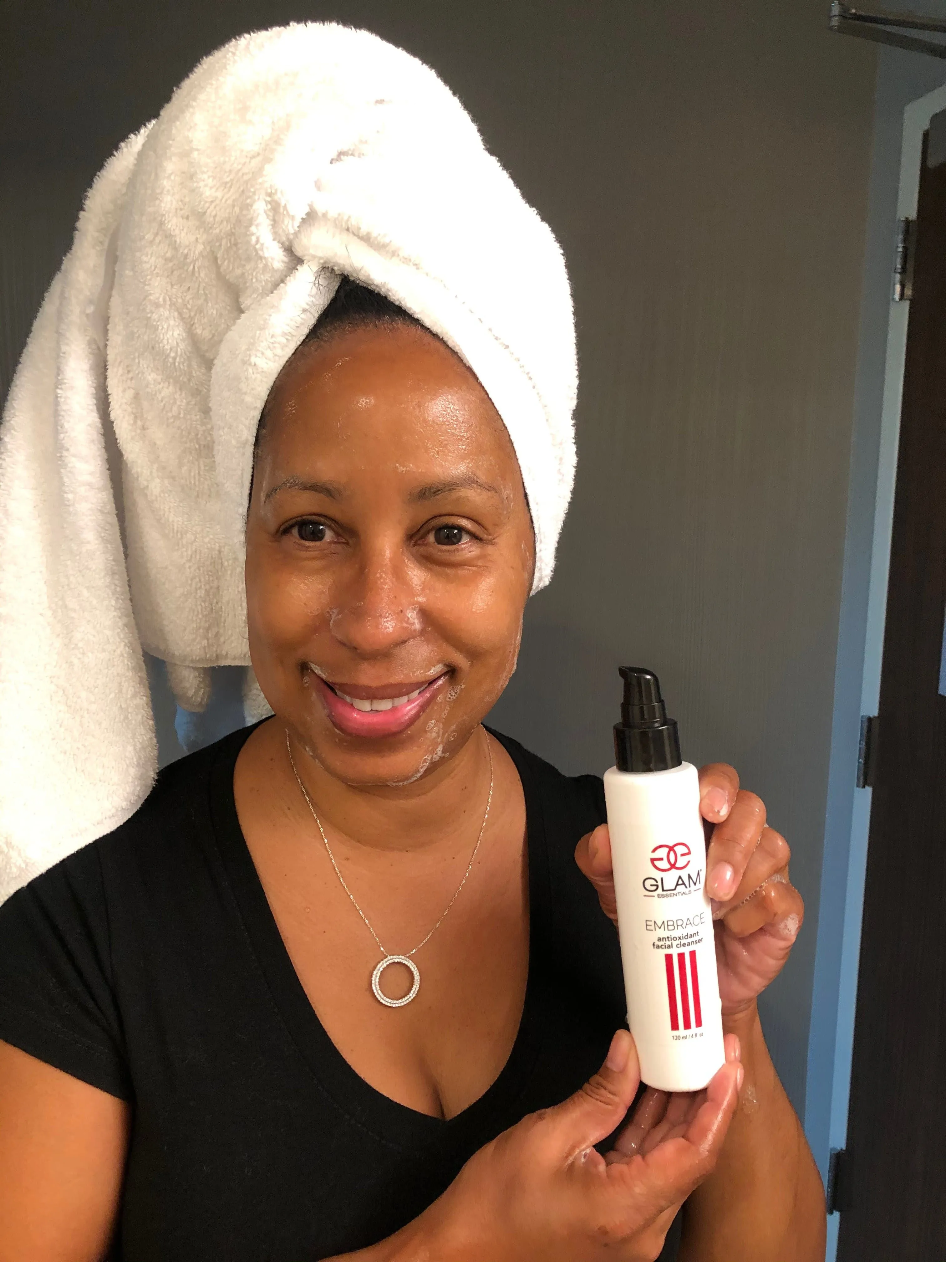 EMBRACE Antioxidant Facial Cleanser