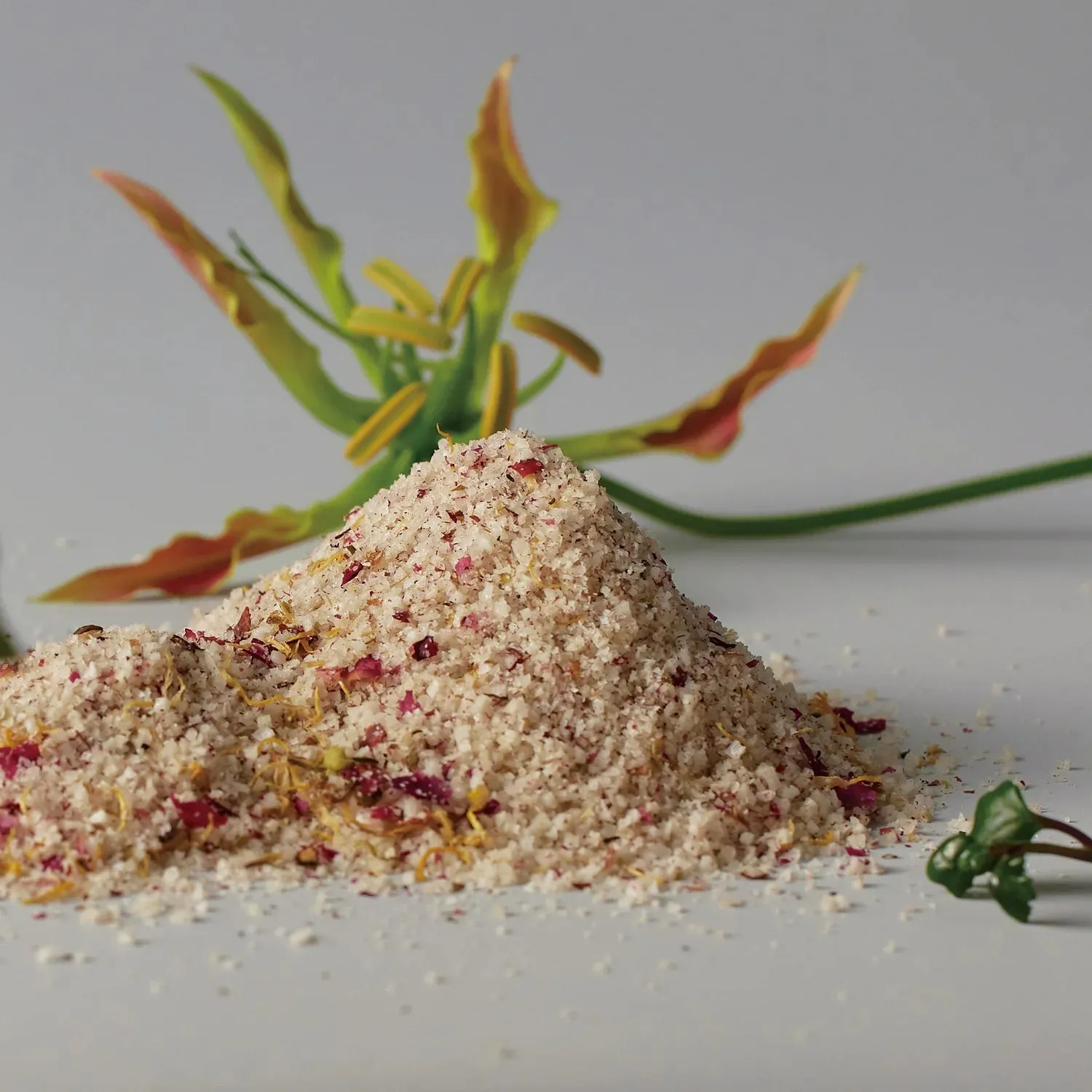 ReSaltZ Aroma Ritual Bath Salt Magnolia Evening