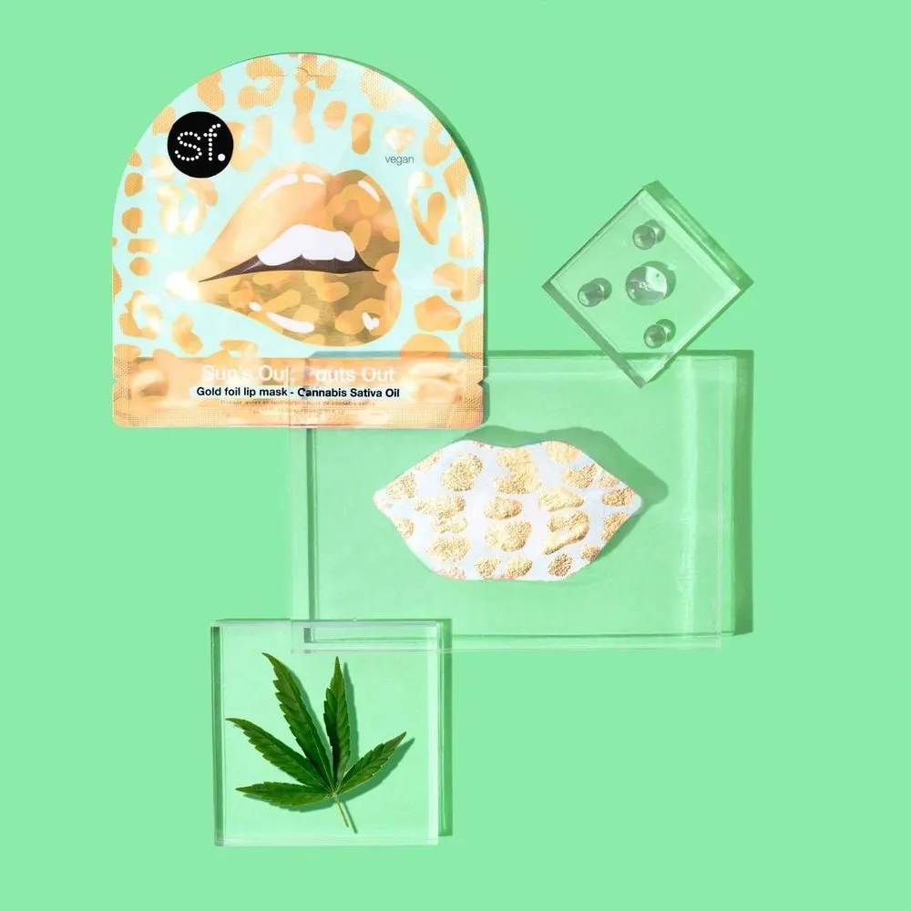 Sun's Out, Pouts Out - Cannabis Sativa - Gold Foil Lip Mask
