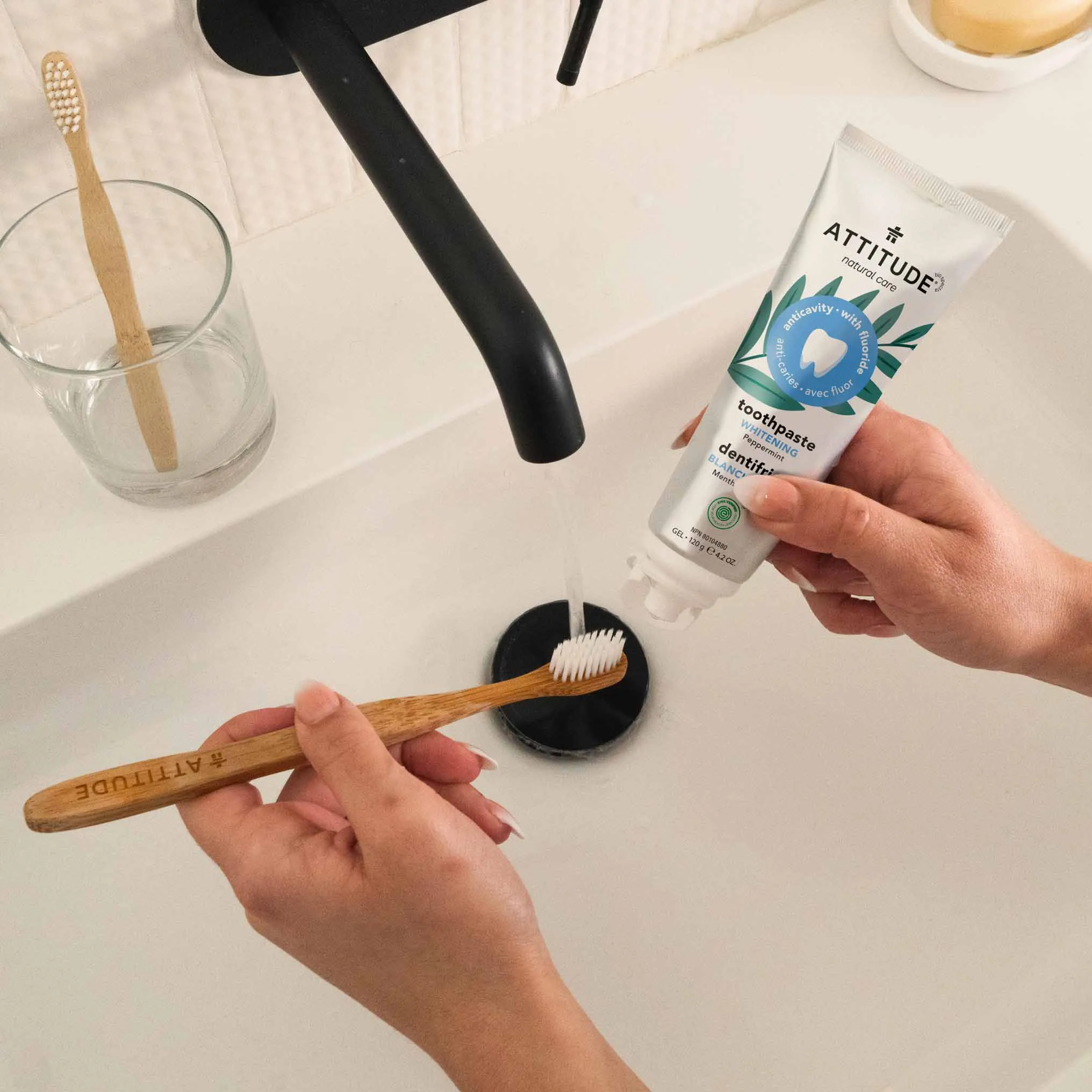 Toothpaste with fluoride – whitening