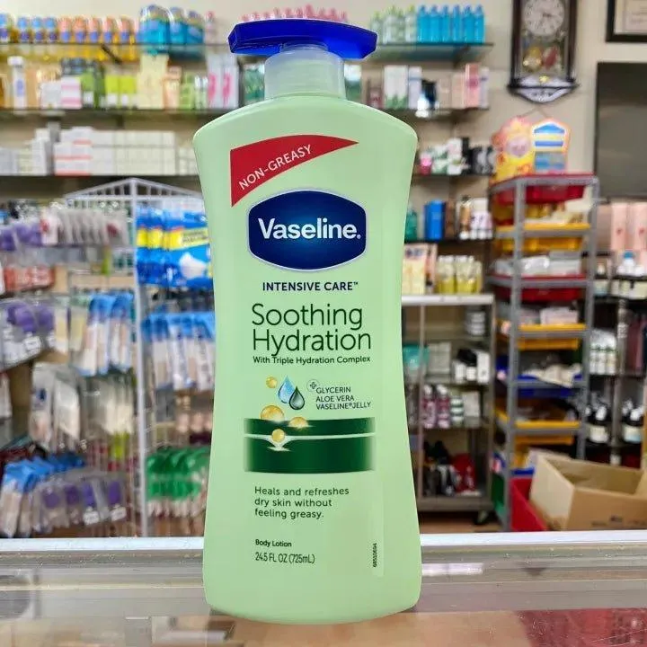 Vaseline Intensive Care Soothing Hydration Body Lotion (Green - 725ml)